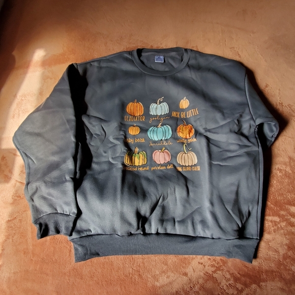 Womens Halloween Sweater Size Medium Warm Durable Pull Over Ladies Sweater - Picture 9 of 15